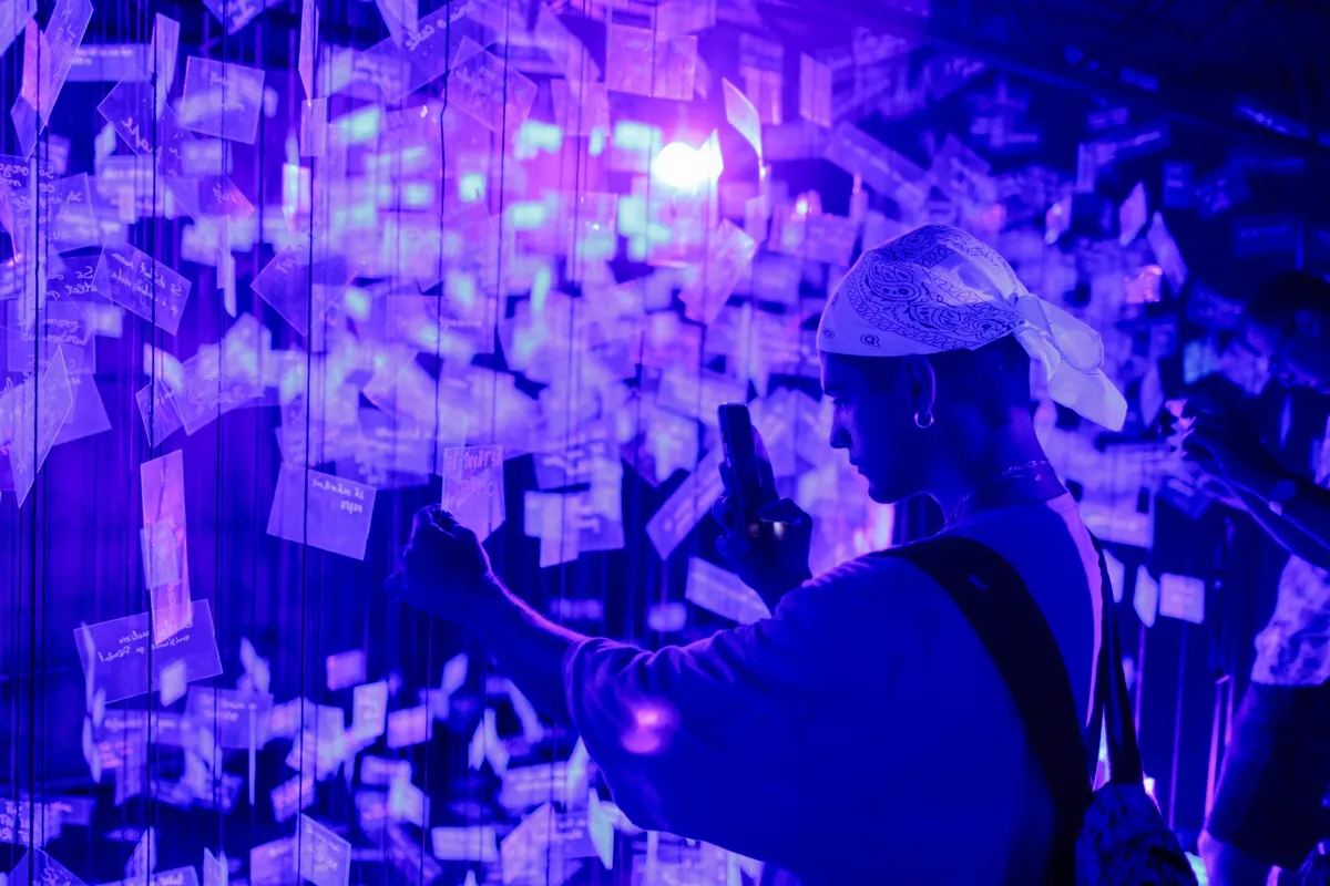 Open Portal to the Parallel City | Exploring an Immersive Universe