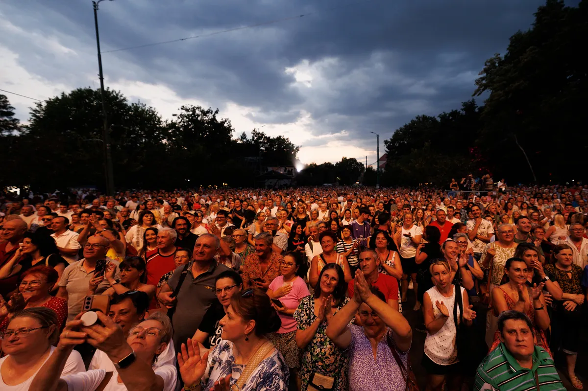 Spectacol folcloric „Ansamblul Timișul și invitații”, duminică, 2 august 2026, Bulevardul I.C. Brătianu, credit foto: Andra Usvat